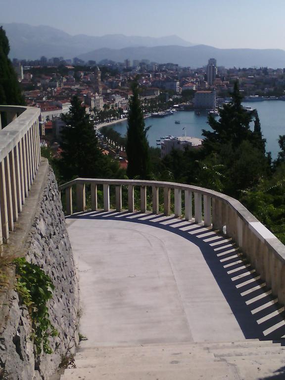 Spacious Apartment Center Σπλιτ Δωμάτιο φωτογραφία